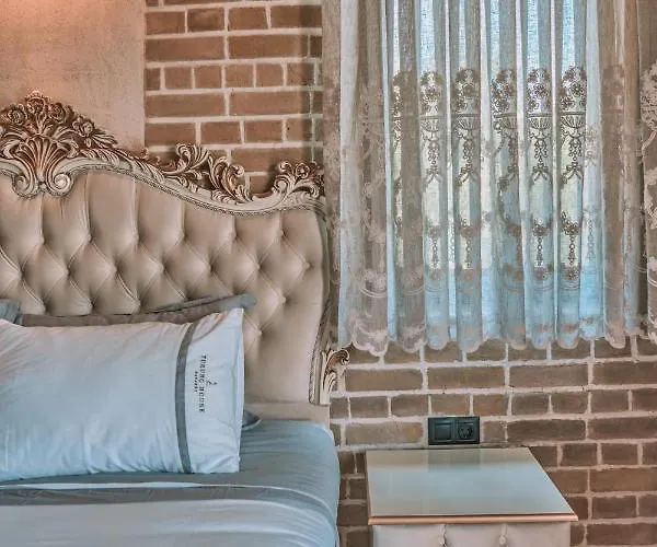 Turunc House Hotell *